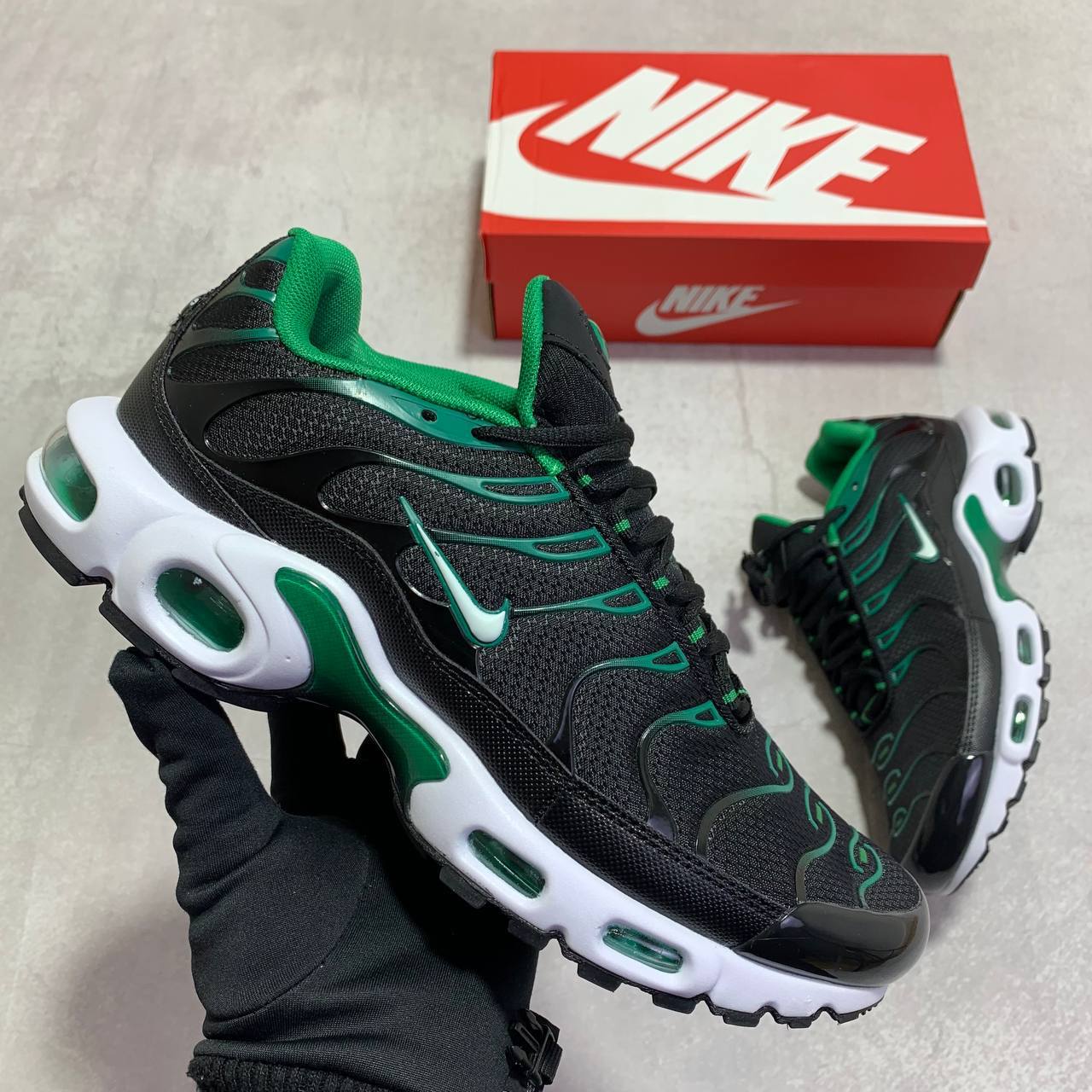 photo 5832583927938354407 y Nike TN Air Max Plus Malachite Green DM0032-009 men's AAA replica trainers UK - designer reps sale