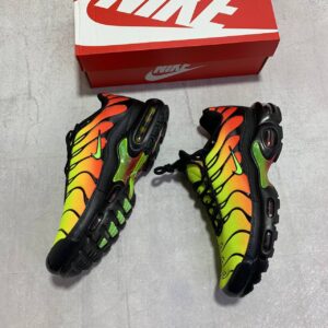 Nike Air Max Plus TN Black Volt Solar Red men's AAA replica trainers UK - designer reps sale