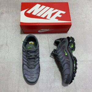 Nike TN Air Max Plus Smoke Grey Volt DM0032-026 men's AAA replica trainers UK - designer reps sale