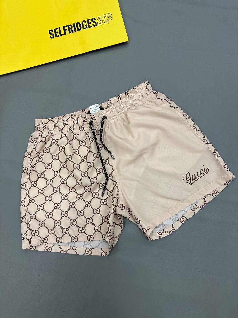 photo 5848330596600450357 y.jpg Gucci Split GG Monogram Print Swim Shorts in Beige Colors Men's Reps Sale UK Best Quality AAA Replica