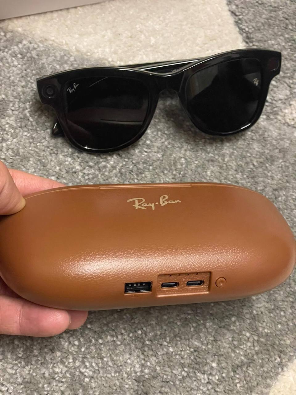 photo 5848330596600450528 y.jpg Ray-Ban Meta Wayfarer Gen 2 Black Smart Sunglasses RW4012 Men's Women's Reps Sale UK Best Quality Sale AAA Replica