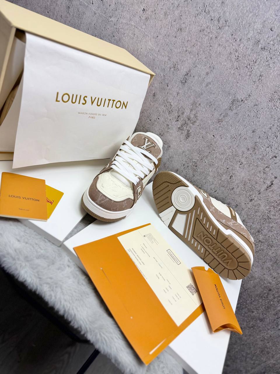 photo 5848330596600450567 y.jpg Louis Vuitton LV Monogram Canvas Strap Sneakers in Beige Men's Reps Sale UK Best Quality AAA Replica
