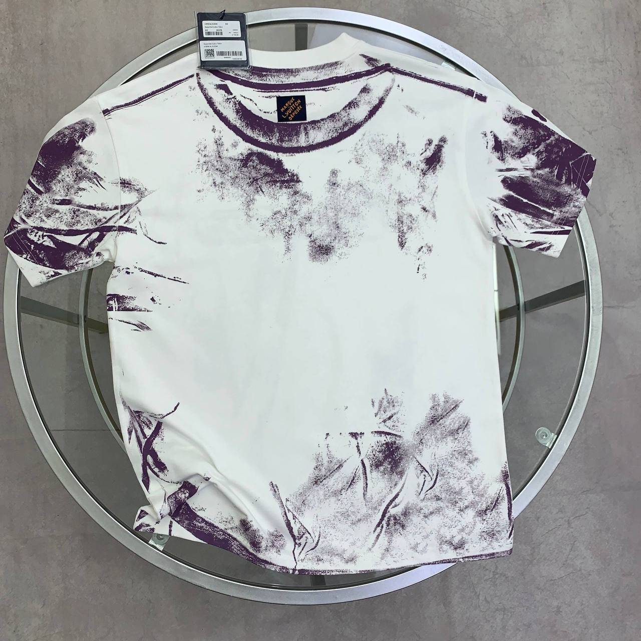photo 5848330596600450612 y 1.jpg Louis Vuitton Overprinted Vuitton Short Sleeve Men's Women's T-Shirts in 2 Colors Reps Sale UK Best Quality AAA Replica