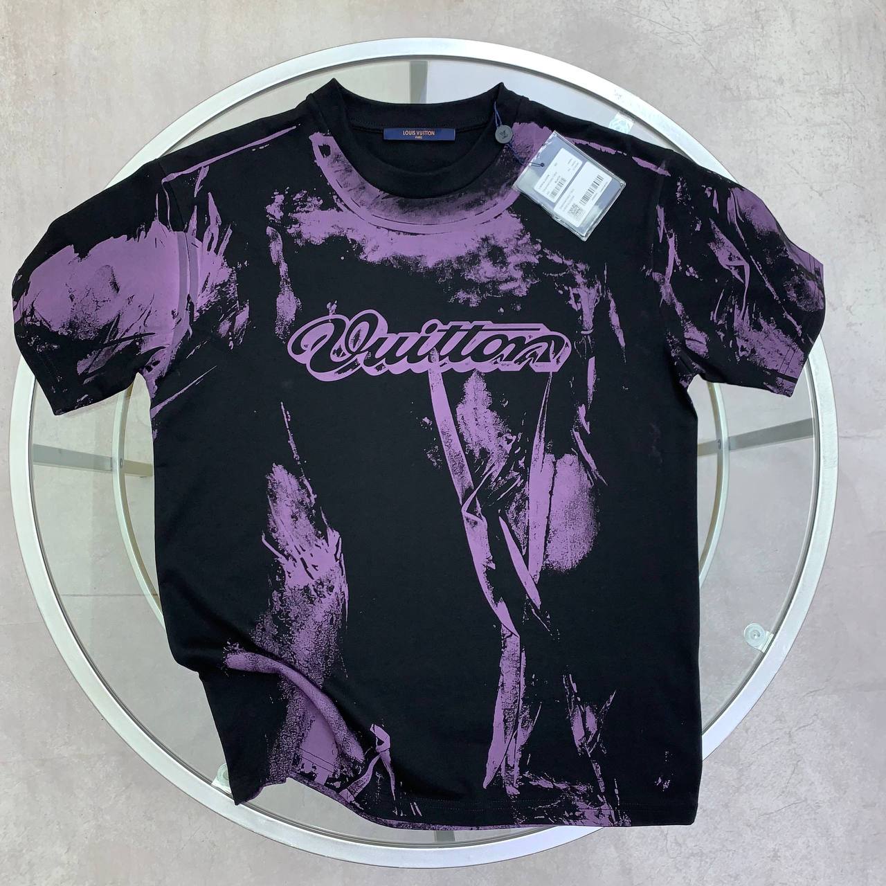 photo 5848330596600450615 y 1.jpg Louis Vuitton Overprinted Vuitton Short Sleeve Men's Women's T-Shirts in 2 Colors Reps Sale UK Best Quality AAA Replica