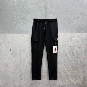Moncler Logo-Patch Men's Black Cargo Pants in Multiple Waist Sizes Reps Sale UK Best Quality AAA Replica