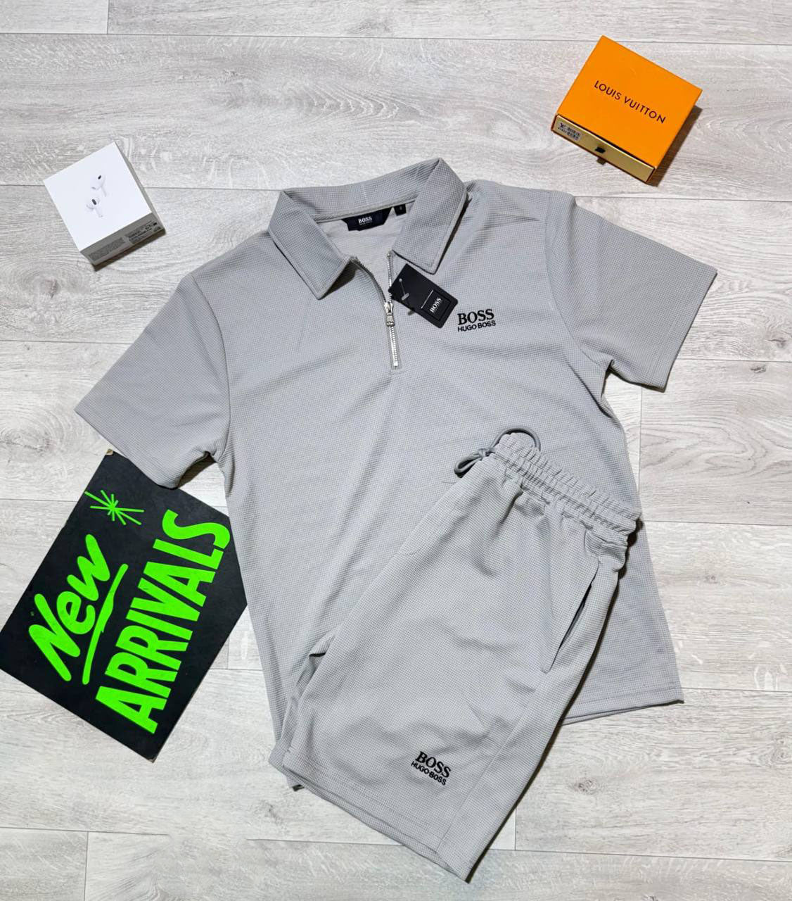 photo 5852696774454218051 y.jpg Hugo Boss Quarter-Zip Polo Shirts & Shorts Set in Light Grey Color Men's Reps Sale UK Best Quality AAA Replica