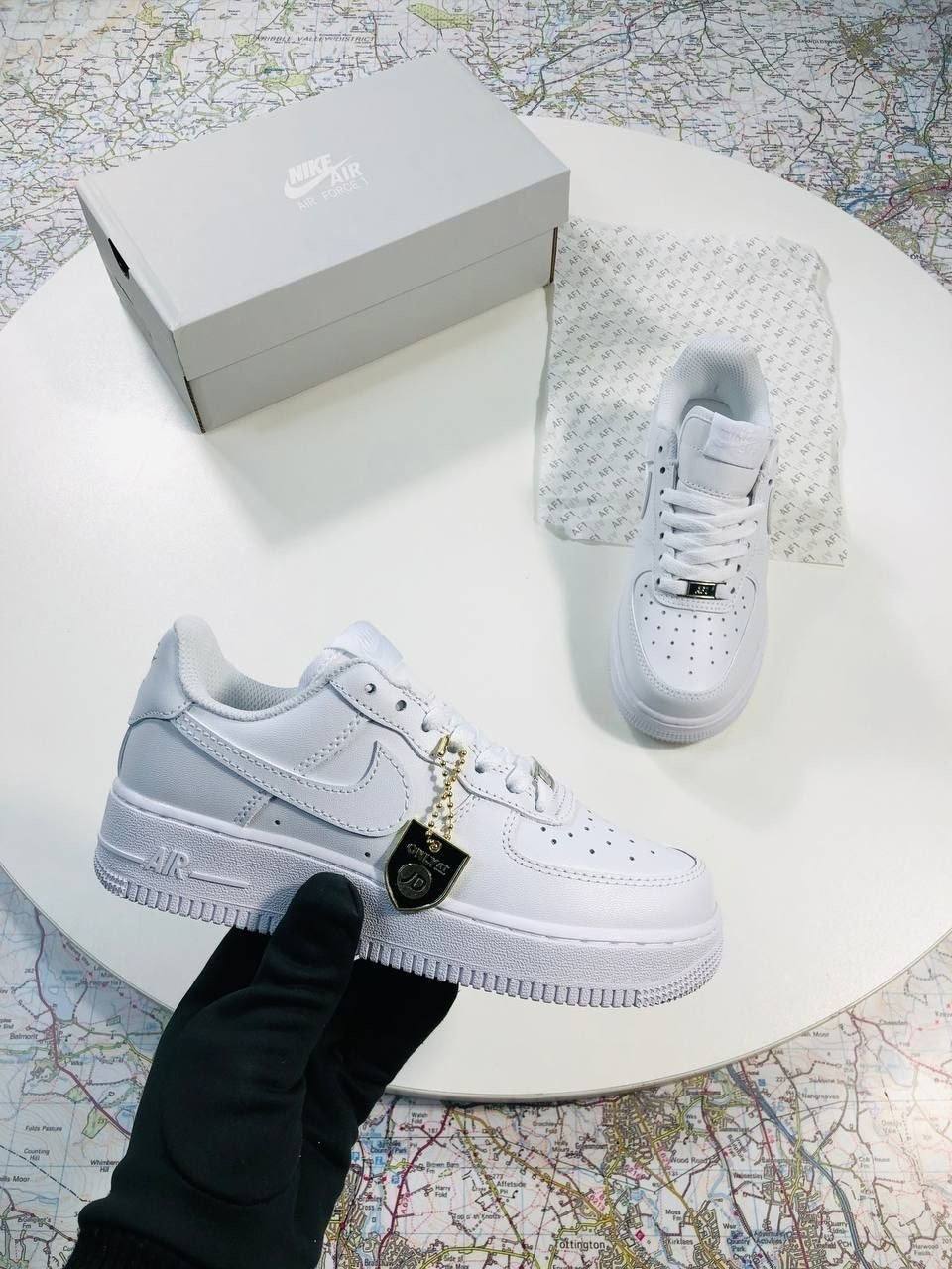 photo 5852696774454218137 y.jpg Nike Air Force 1 Low '07 "Triple White" Ref: CW2288-111 Sneakers Women's Reps Sale UK Best Quality AAA Replica