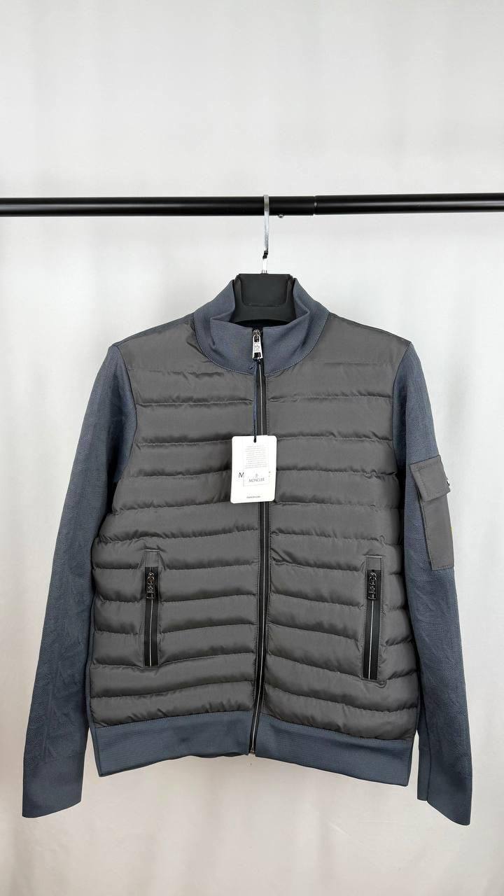photo 5938073289710308862 y 09808708 b4fd 4d71 a64b a03cdcb7bd98 35.jpg Moncler Padded Zip-Up Hybrid Jacket in 2 Colors Reps Sale UK Best Quality AAA Replica in 2 Colors Reps Sale UK Best Quality AAA Replica