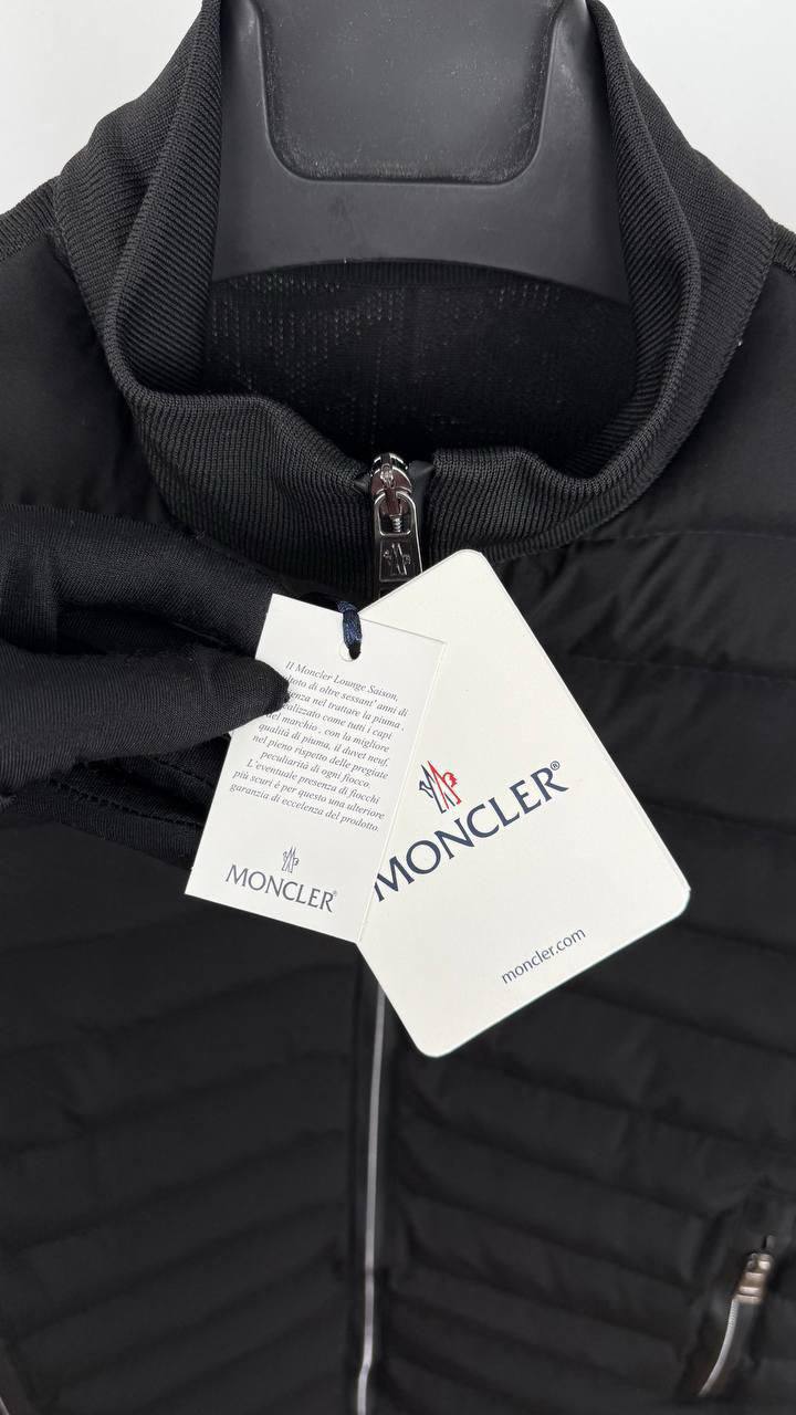 photo 5938073289710308872 y 35.jpg Moncler Padded Zip-Up Hybrid Jacket in 2 Colors Reps Sale UK Best Quality AAA Replica in 2 Colors Reps Sale UK Best Quality AAA Replica