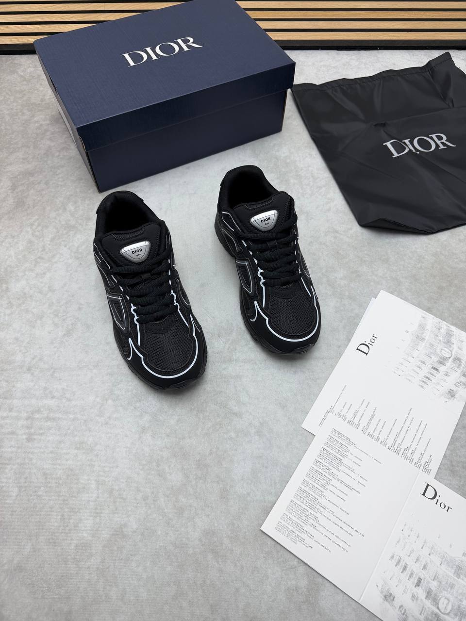 photo 5938073289710309033 y.jpg Dior B30 Men's Technical Mesh Triple Black Colorway Sneakers Men's Trainers Reps Sale UK Best Quality AAA Replica