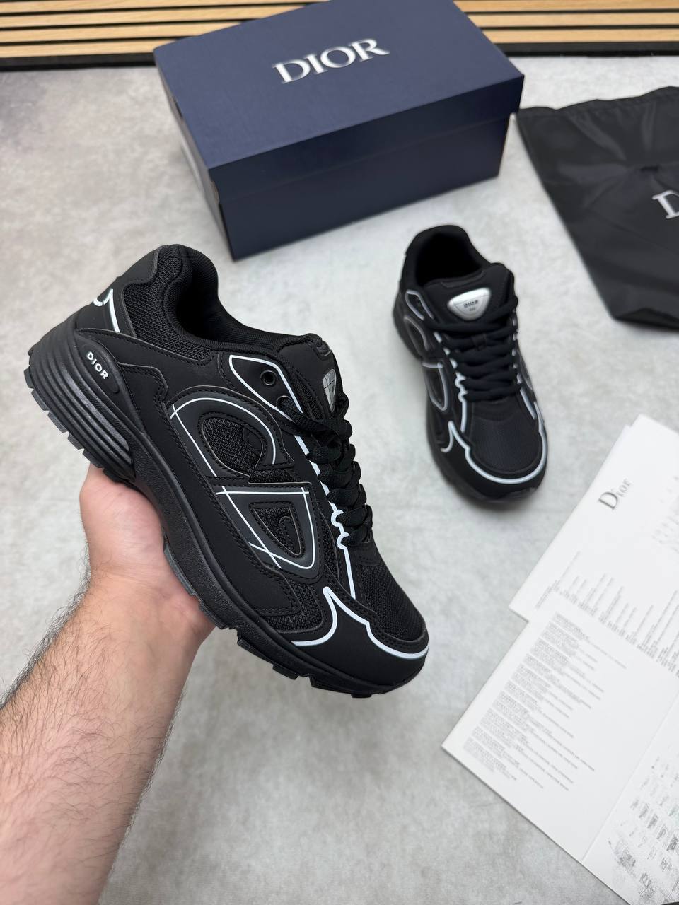 photo 5938073289710309035 y.jpg Dior B30 Men's Technical Mesh Triple Black Colorway Sneakers Men's Trainers Reps Sale UK Best Quality AAA Replica