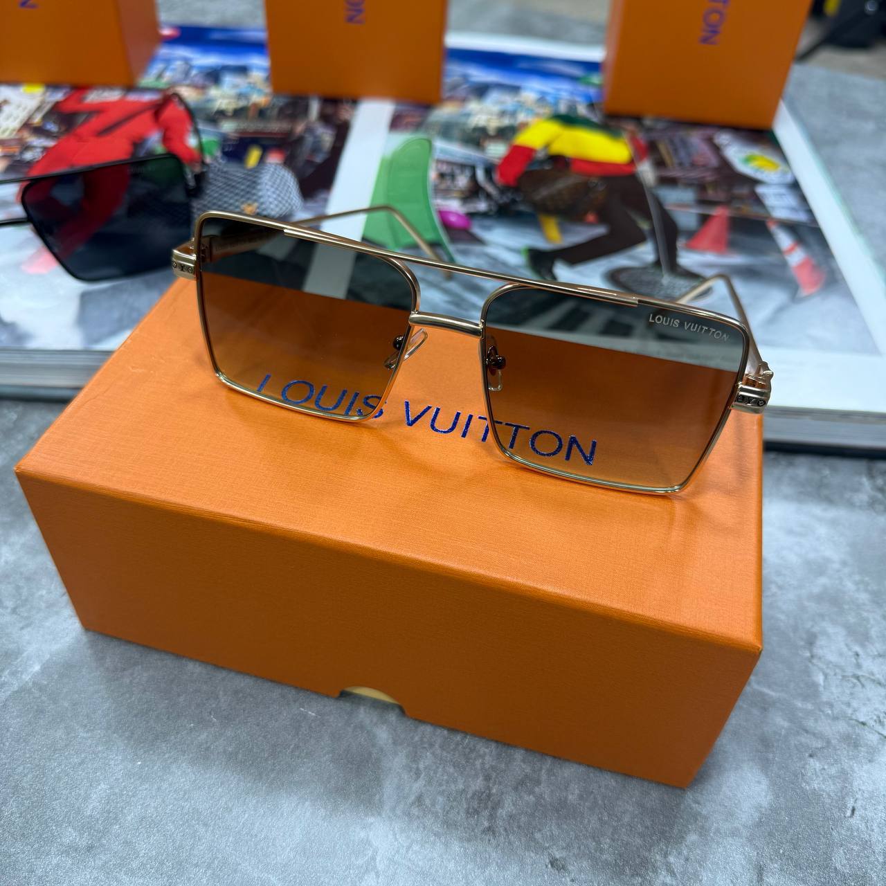 photo 5954142355797511446 y 12.jpg Louis Vuitton 1.1 Evidence Metal Square Sunglasses in Gold/Brown Men's Women's Reps Sale UK Best Quality Sale AAA Replica