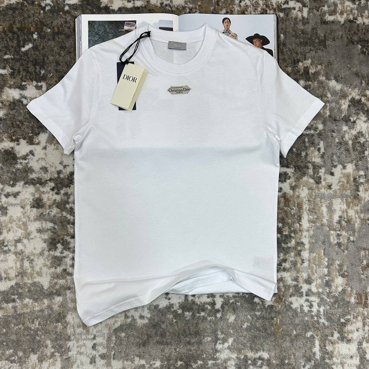 photo 6048727942361189285 y Christian Dior Couture Embroidered Regular Fit t-shirt AAA replica UK - men's women's different colours reps
